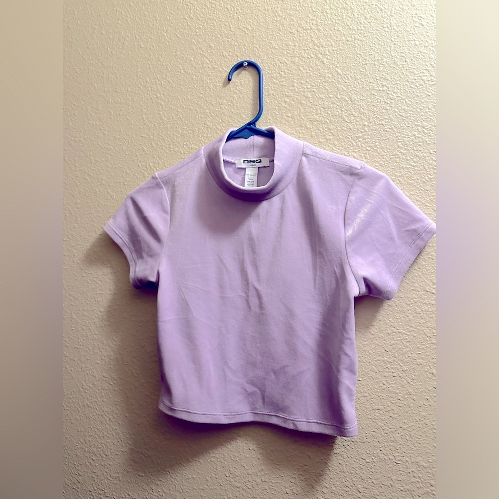 NWOT junior’s Lavender top